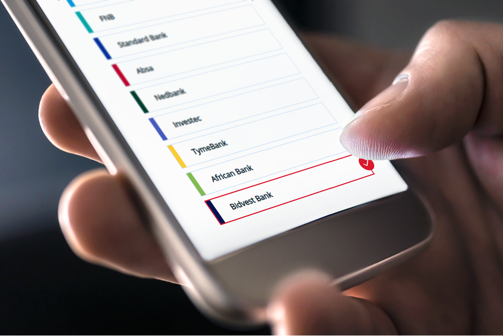 payment gateway facilitating an online payment in an ecommerce store via a mobile phone